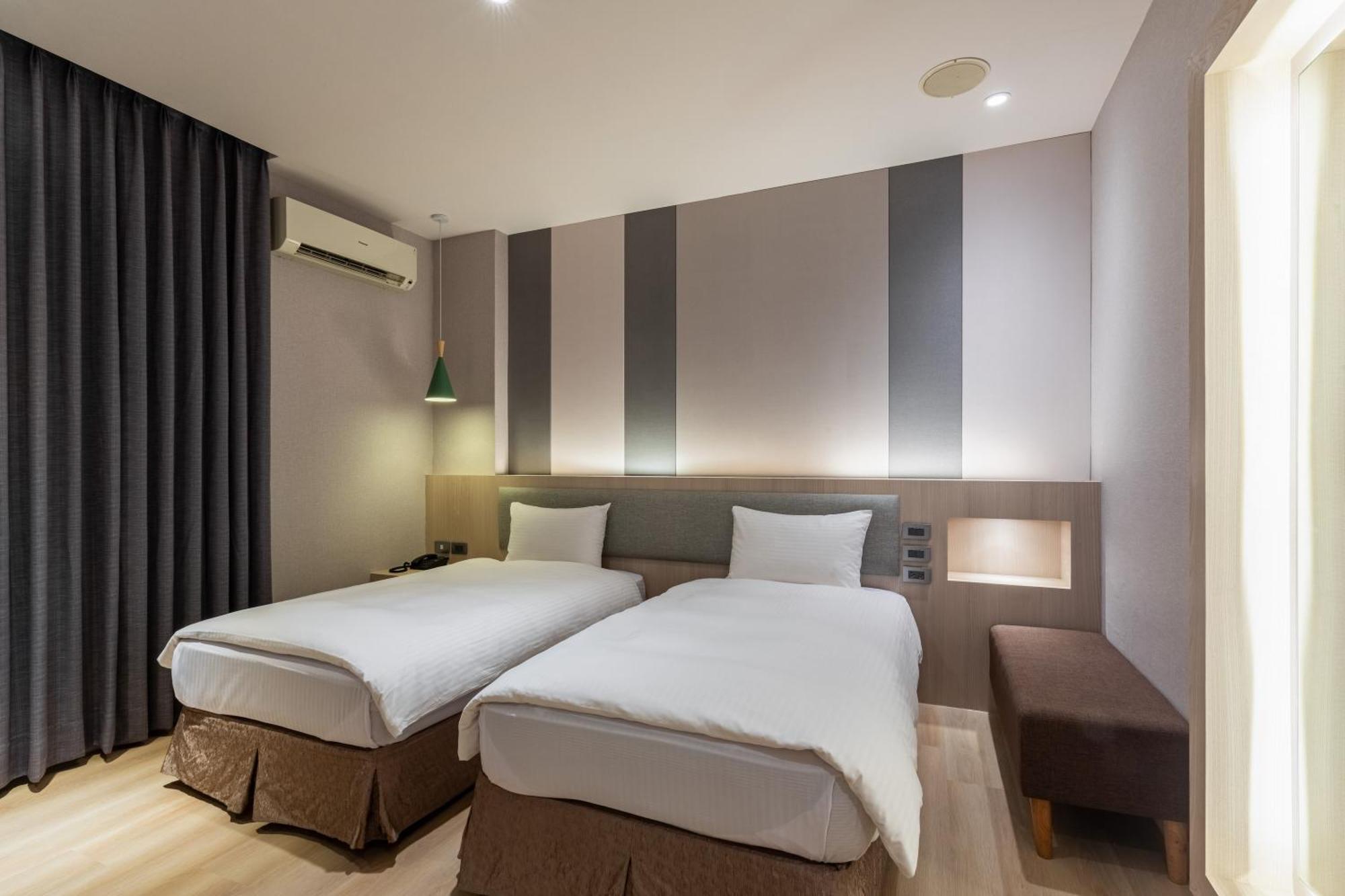 Fu Hsiang Hotel Yilan Quarto foto